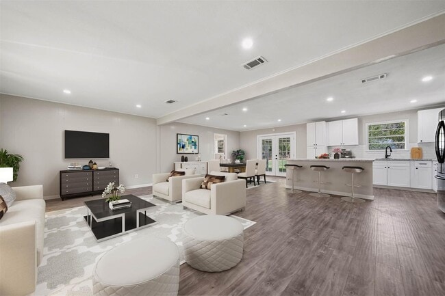 Photo - 104 Co Rd 2401