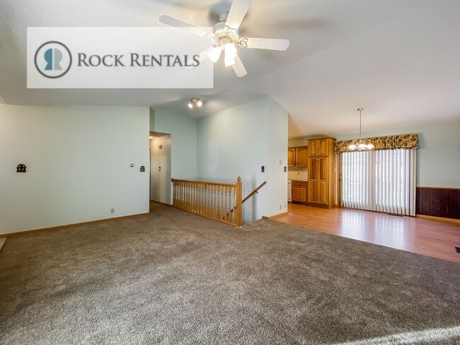 Photo - 14 Des Moines Ave Unit 14 Des Moines Apt A