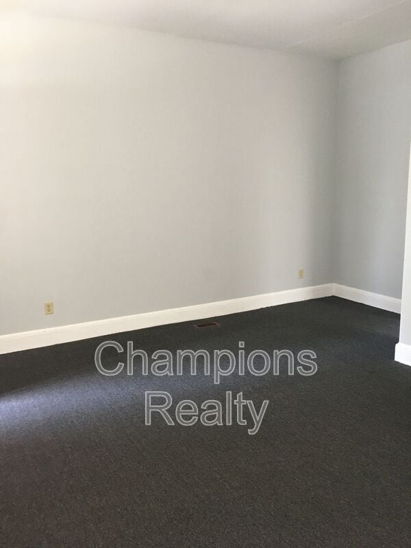Photo - 1540 14th Ave Unit Apt B