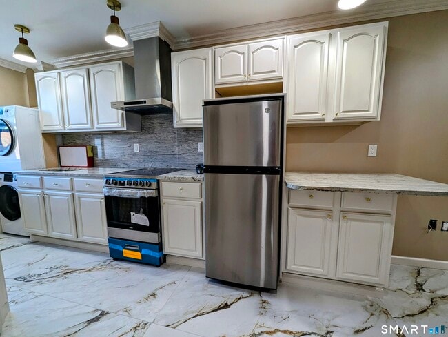 Photo - 209 Main St Unit 3D