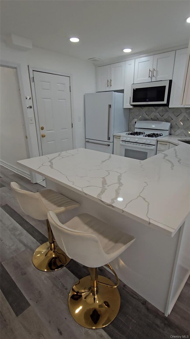 Building Photo - 101-25 111th St Unit 1