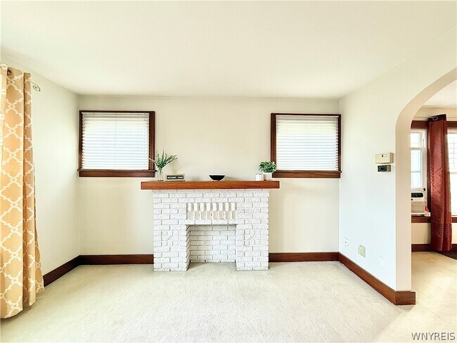 Photo - 245 Hamilton Dr