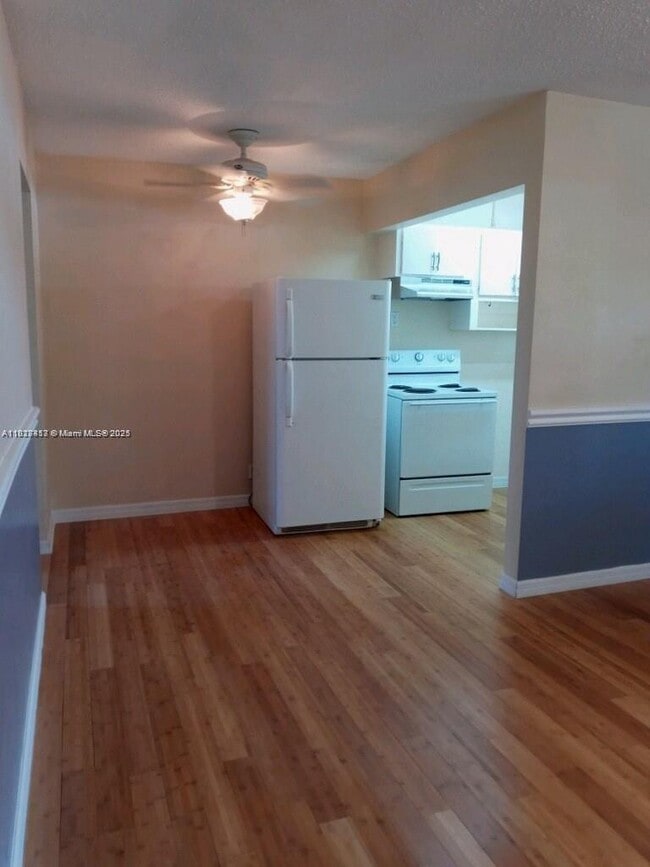 Photo - 1702 McKinley St Unit 6