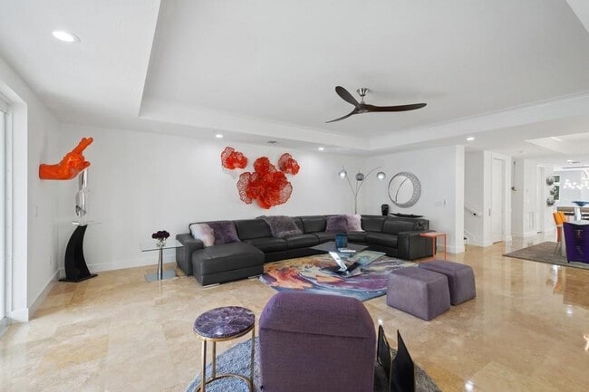 Photo - 63 Isle of Venice Dr