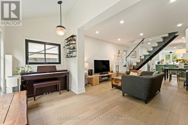 324 Kenilworth Ave