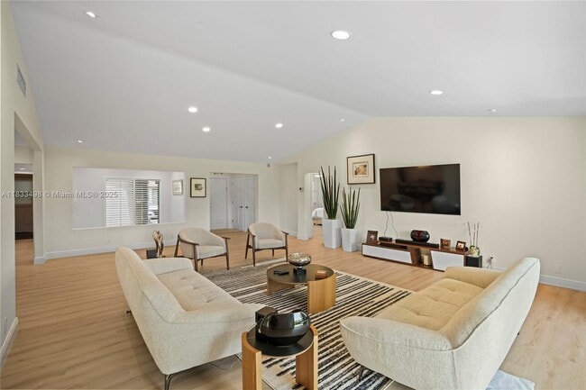 Photo - 3650 N 36th Ave