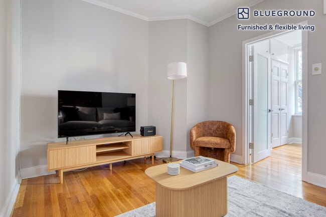 52 Barrow St Unit SI FL3-ID1275