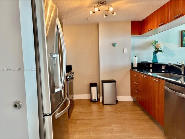 Photo - 1800 N Bayshore Dr Unidad 4209