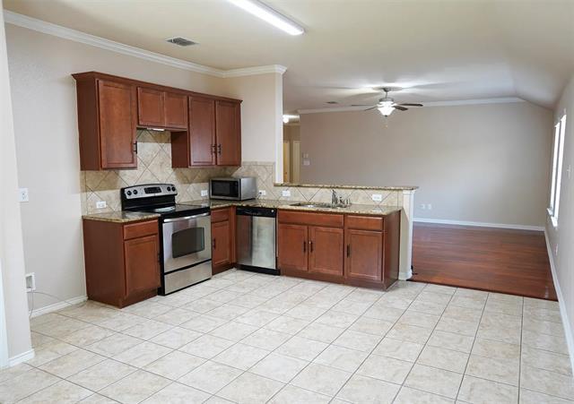 Photo - 9000 Holliday Ln