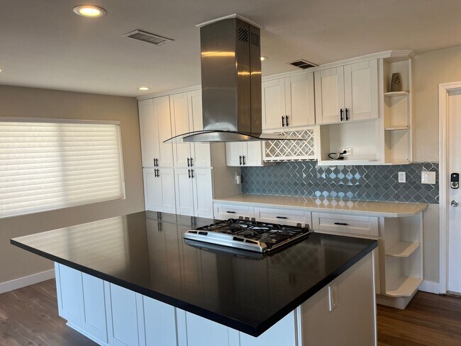 Photo - 4014 Wooster Dr