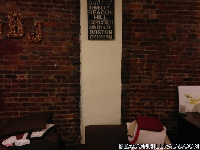 Photo - 40 Anderson St Unit 4