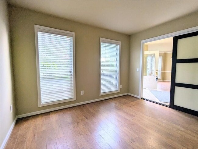 Photo - 830 Meadowsong Cir