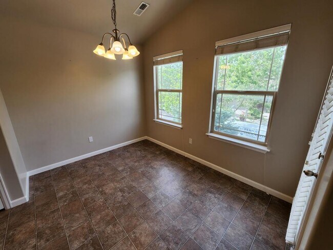 1409 Stone Meadow Dr