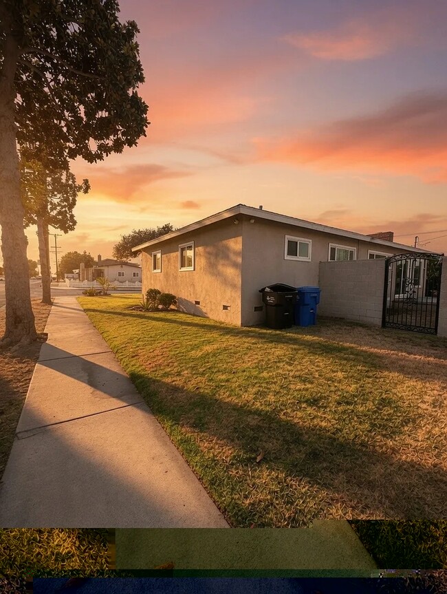Photo - 14779 Nanry St