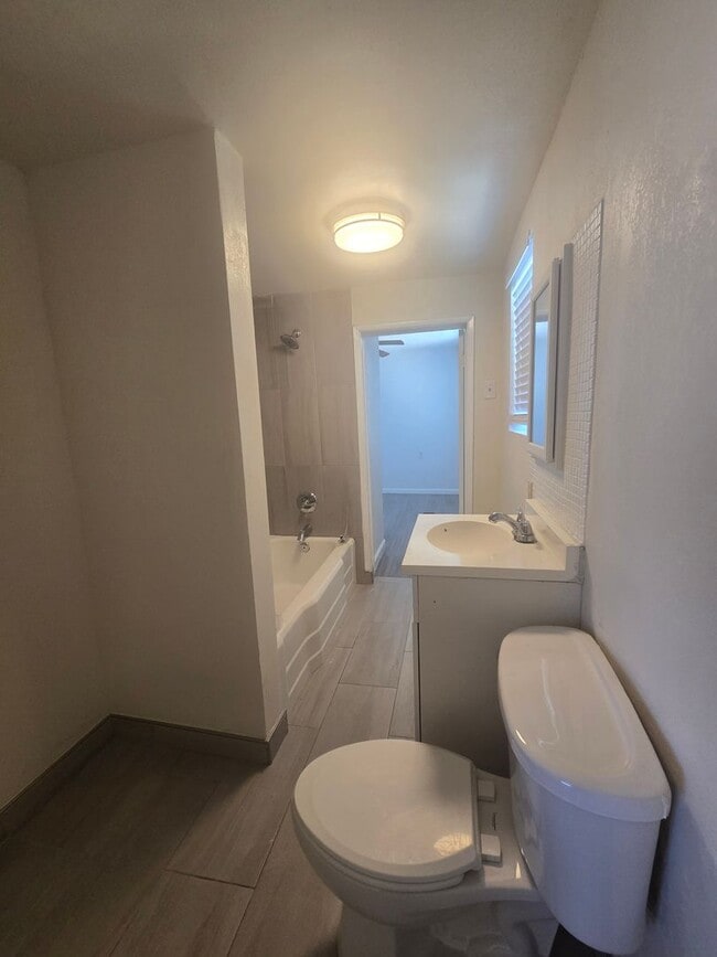 Photo - 3 Br 1 Ba available Now