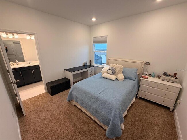 Photo - 1656 Pyramid Hl St