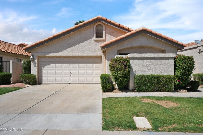 Photo - 11010 W Poinsettia Dr