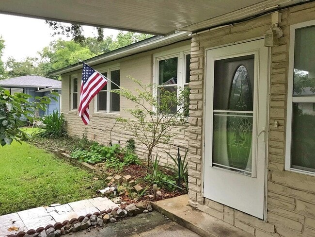 Photo - 244 Greenbrier Dr NE Casa