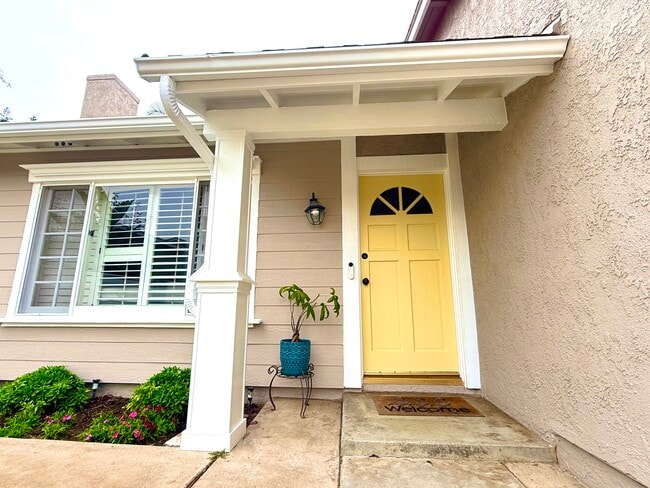 Building Photo - 18021 Upperlake Cir