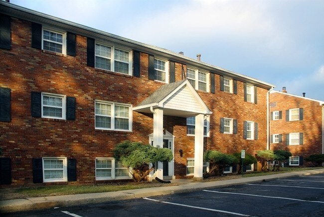 Arlington Terrace Apartments - Arlington Terrace Apartments