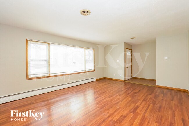 Photo - 17922 Rose St