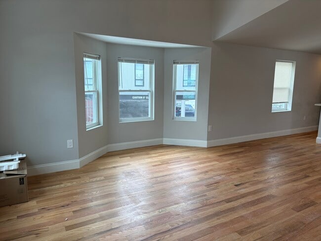 Photo - 255 Salem St Unidad 2