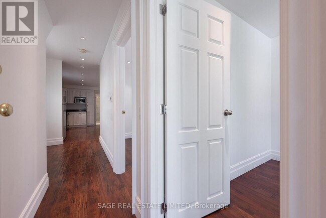 Photo - 97 Holwood Ave Unit MAIN