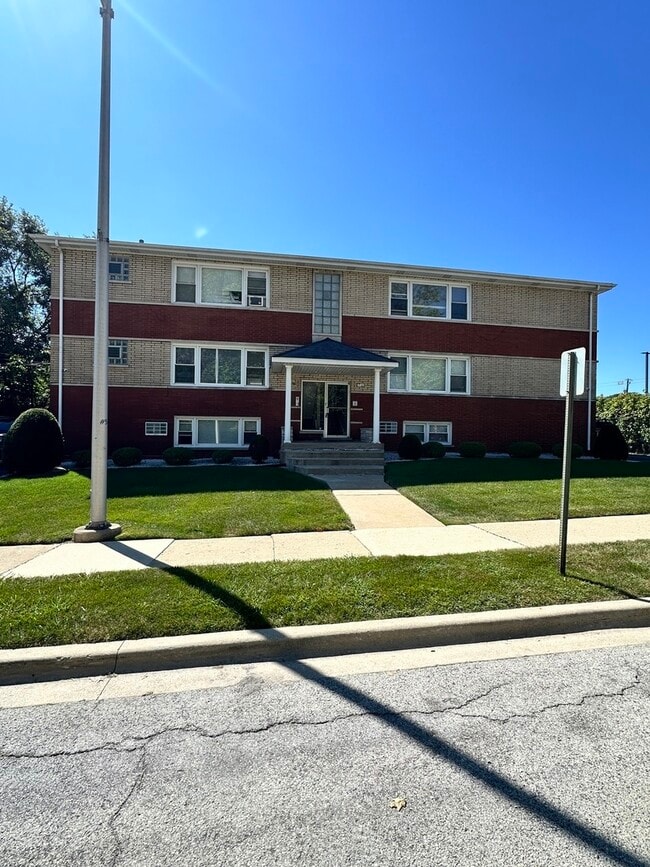 Photo - 7121 W 110th St Casa