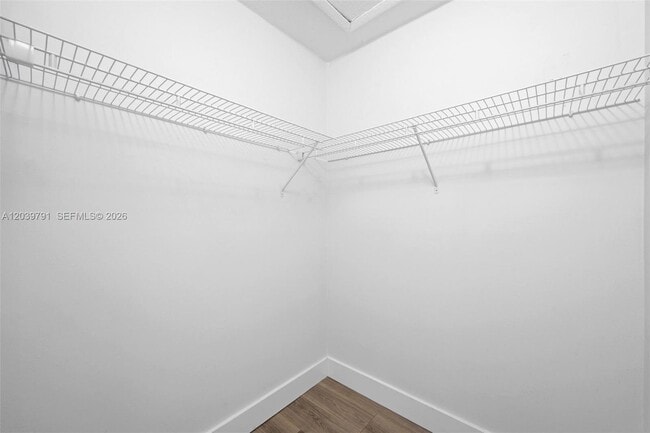 Photo - 3449 NW 44th St Unidad 108