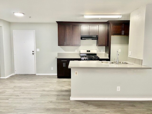 Photo - 374 Shults St