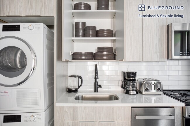 Photo - 125 Salem St Unidad SI FL2-ID450