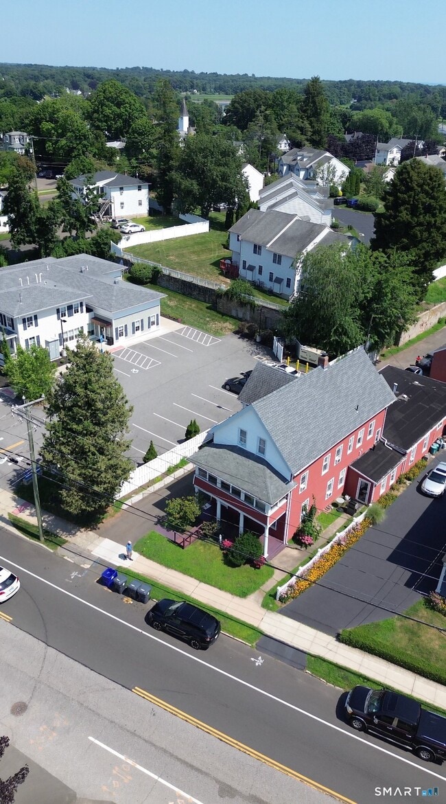 651 Main St