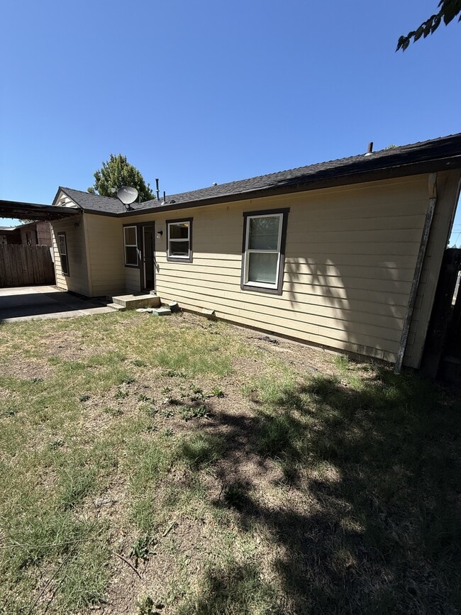 Photo - 1023 Murray Ave