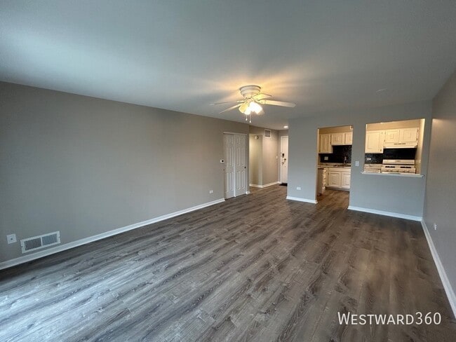 Photo - 5501 Carriage Way Dr Unidad #109