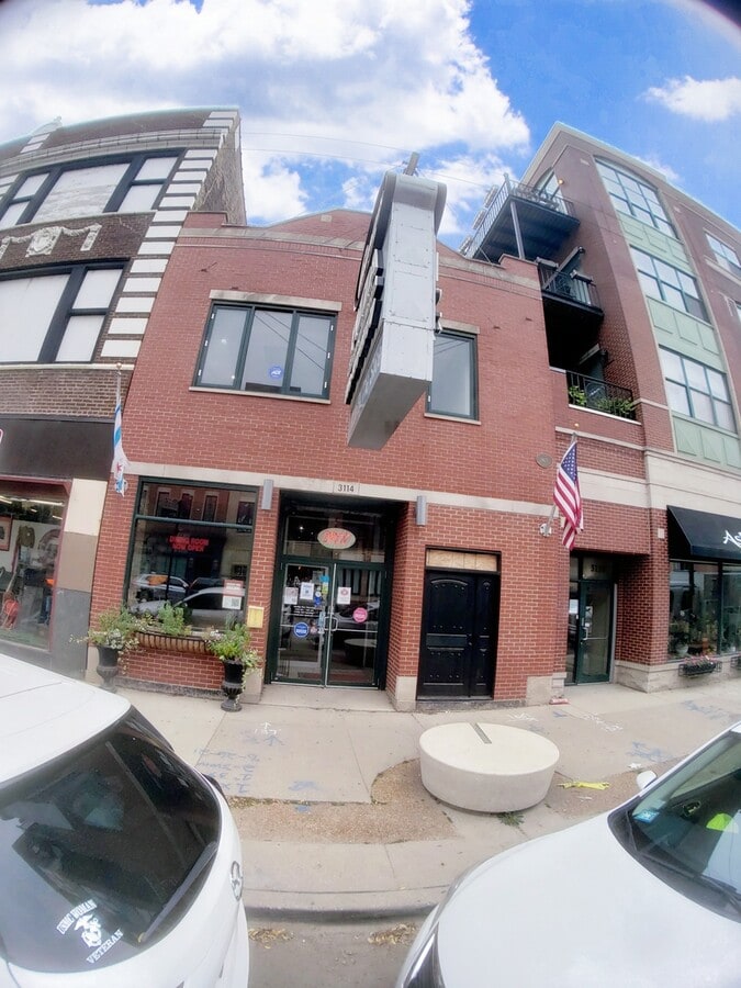 Photo - 3114 N Lincoln Ave Condo
