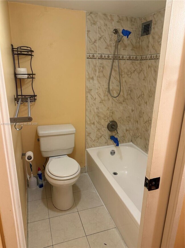 Photo - 17021 N Bay Rd Unit 222