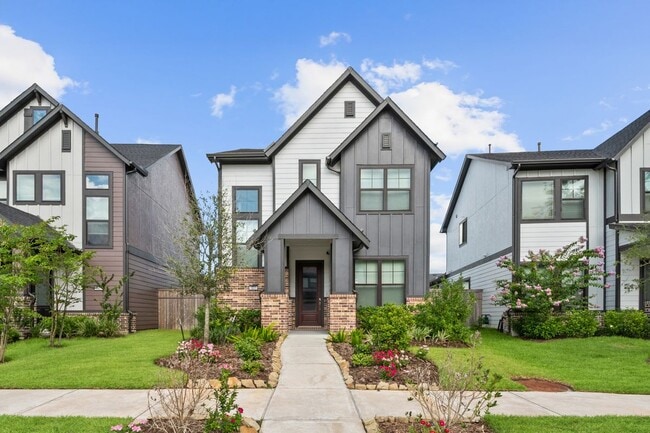 Photo - 1511 Emma Lk Dr House