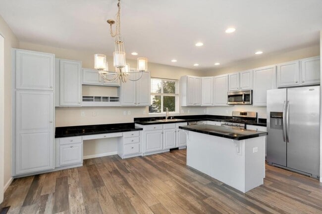 Photo - 2614 Canby Way