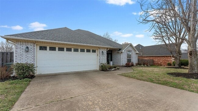 Building Photo - 599 Rocky Crossing