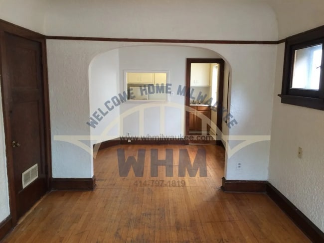 Photo - 417 N 39th St Unit Apt 5