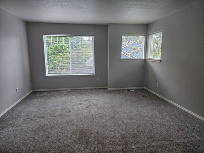 13200 SW Hidden Creek Pl