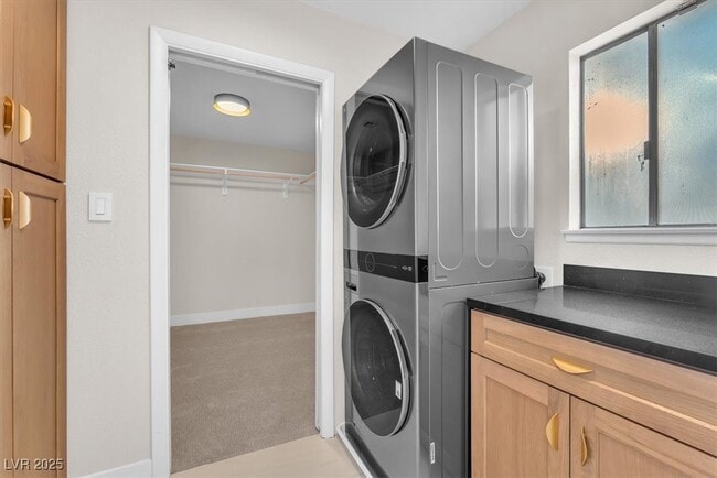 Photo - 2868 Vista Del Sol Ave