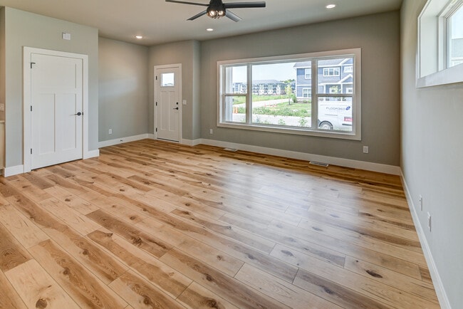 Photo - 4863 Lacy Rd