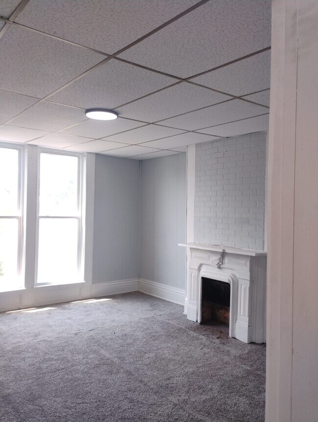 Photo - 2531 W Main St