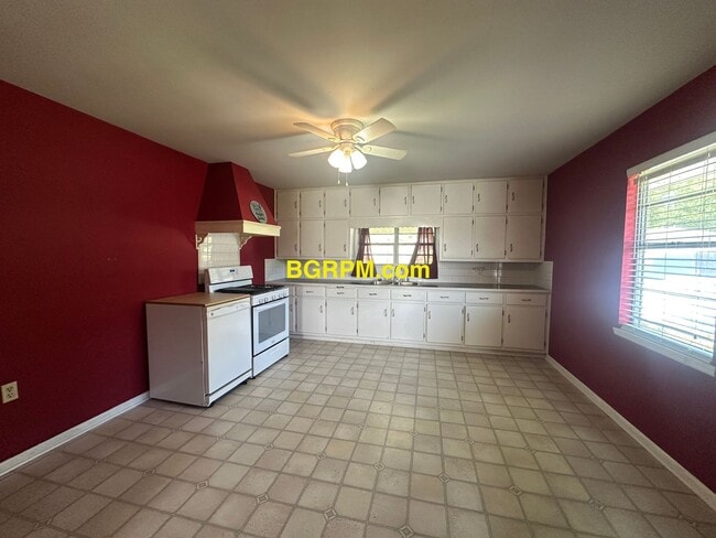 Photo - Beebe home