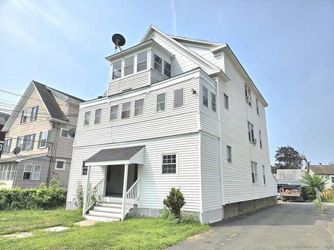 Building Photo - 27 Bidwell Ave Rental