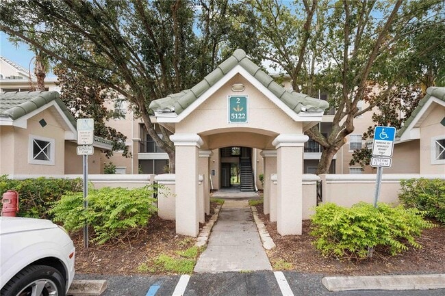 Building Photo - 5122 Northridge Rd Unit 207 Rental