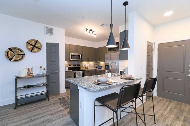 Available Now – Beautiful Apartment for Rent - Available Now – Beautiful Apartment for Rent Unidad ALMF