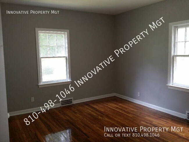 Photo - 702 Thomson St Unit 4