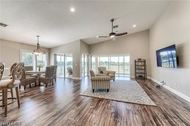 Photo - 8460 Southbridge Dr Unit 2
